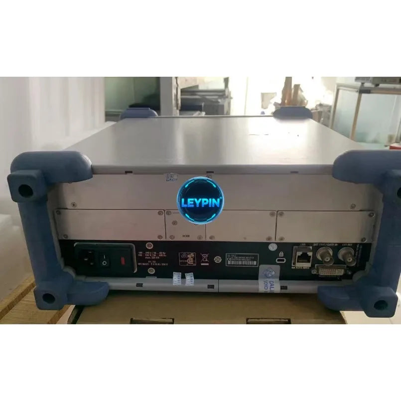 R&S FSL3 Spectrum Analyzer, 9 kHz to 3 GHz With Tracking Generator      lexso