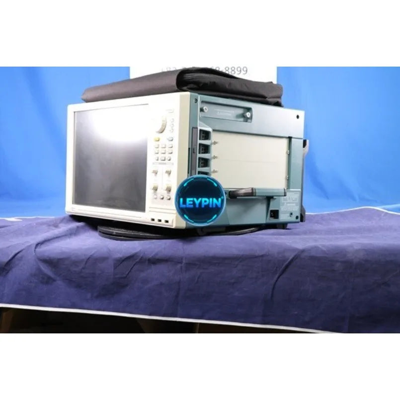Tektronix TLA7012 Logic Analyzer mainframe only  without grabber    ytdi