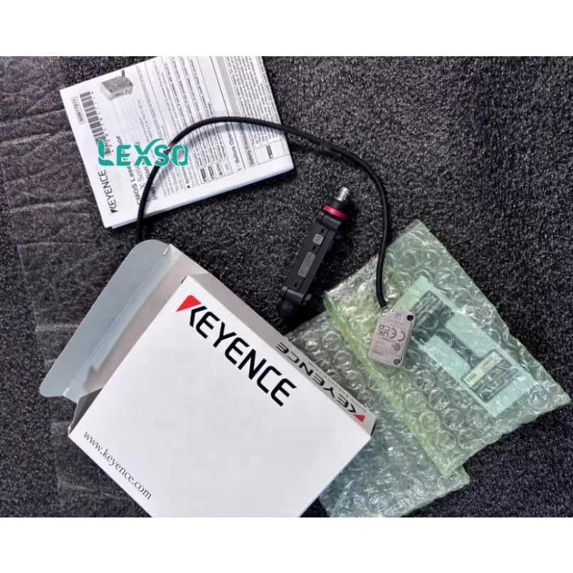 New Keyence LR-X50C Standard Model, M8 Connector Type, 50mm Range   lexso
