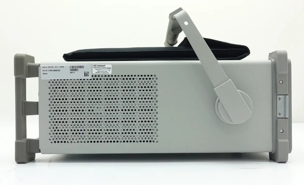 Keysight 102.4KHZ Dynamic Signal Analyzer 35670A Agilent for Test Instrument
