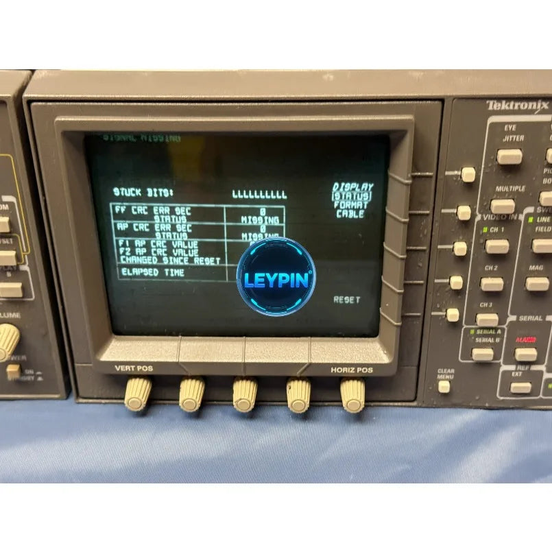TEKTRONIX 746 Digital Audio Monitor With WFH 601M Serial Component Monitor    ytdi