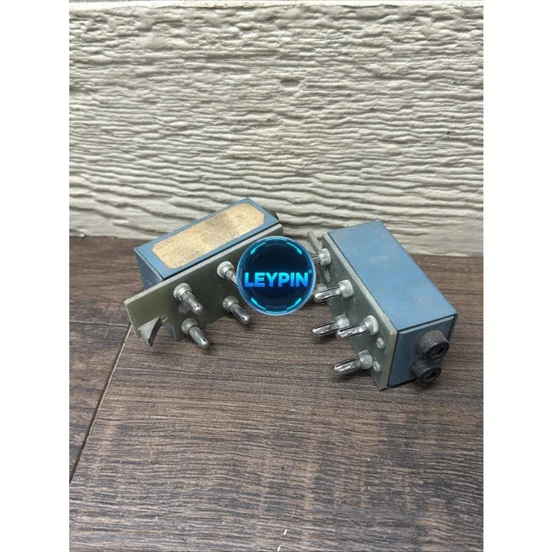 Tektronix Terminal Test Adapter Curve Tracers Lot    ytdi