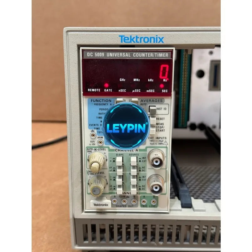 Tektronix DC 5009 Universal Counter/Timer    ytdi