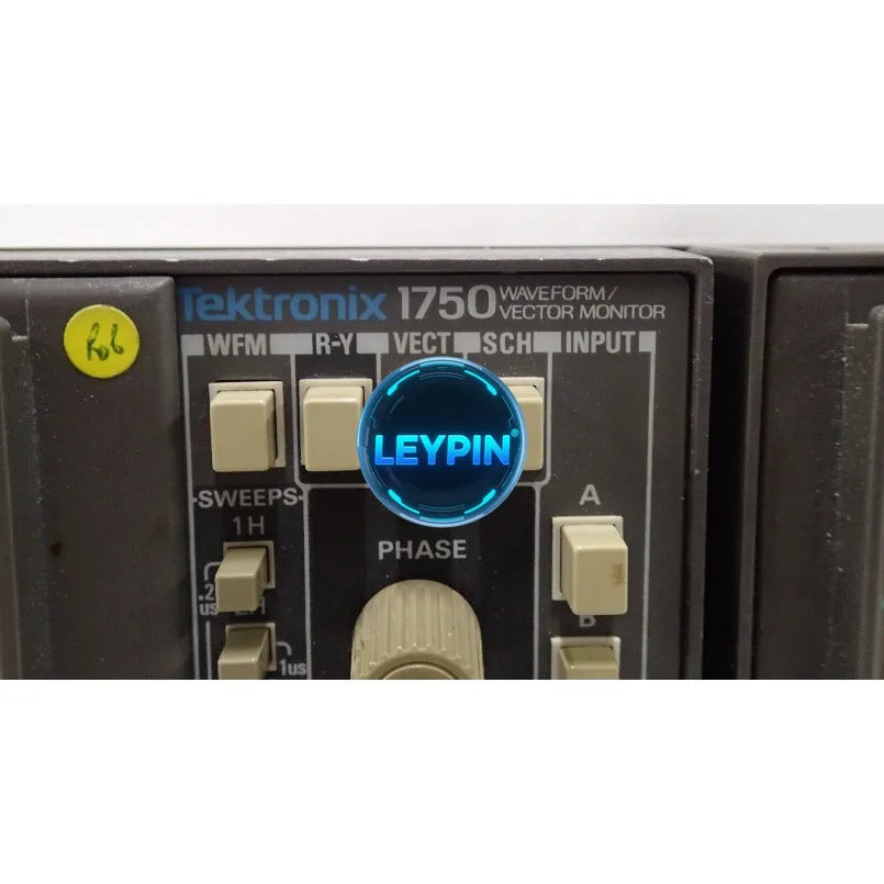 TEKTRONIX 1750 WAVEFORM/VECTOR MONITOR+1720 VECTOR SCOPE FOR PARTS    ytdi