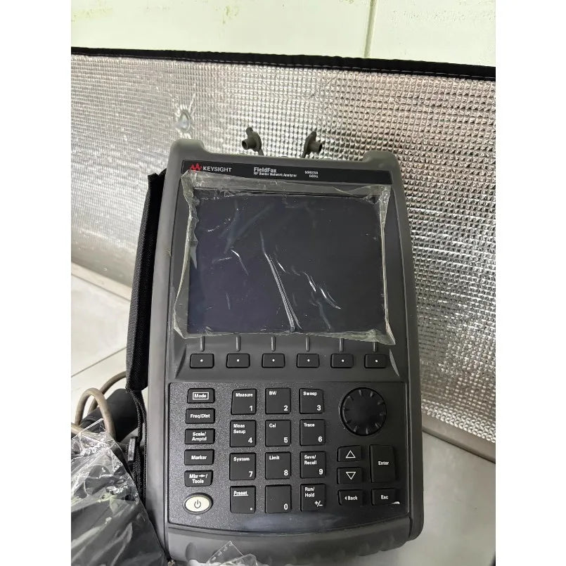 Keysight/ AGILENT N9923A FIELDFOX RF VECTOR NETWORK ANALYZER 6GHz--     ytdi