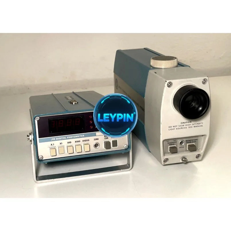 Tektronix J16 Digital Photometer W/ Tektronix J6523 Narrow Angle Luminance Probe    ytdi
