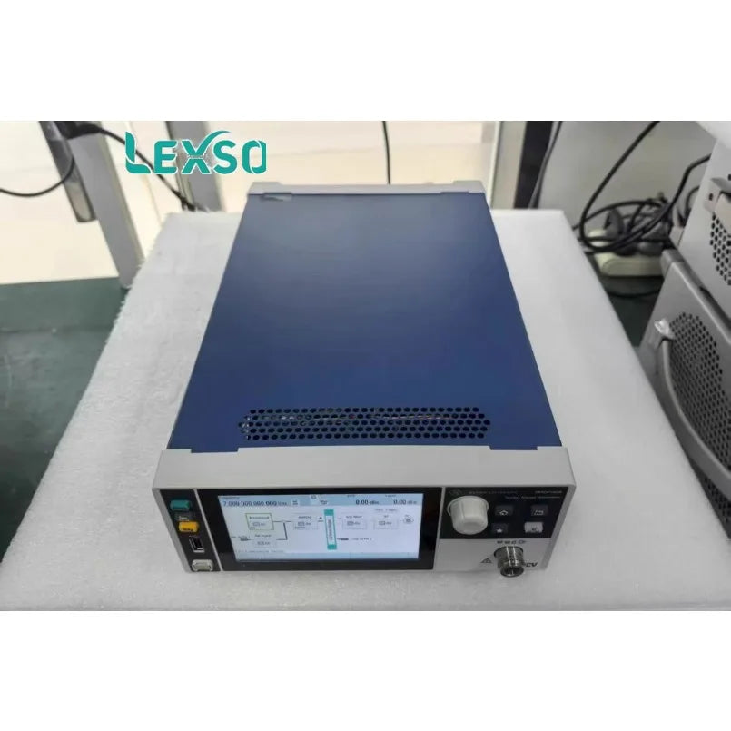 R&S Rohde & Schwarz SMCV100B VECTOR SIGNAL GENERATOR 3GHz WITH OPT lexso