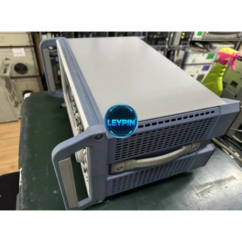 RS  ZNB8 8.5GHZ Network Analyzer Communication Equipment      lexso