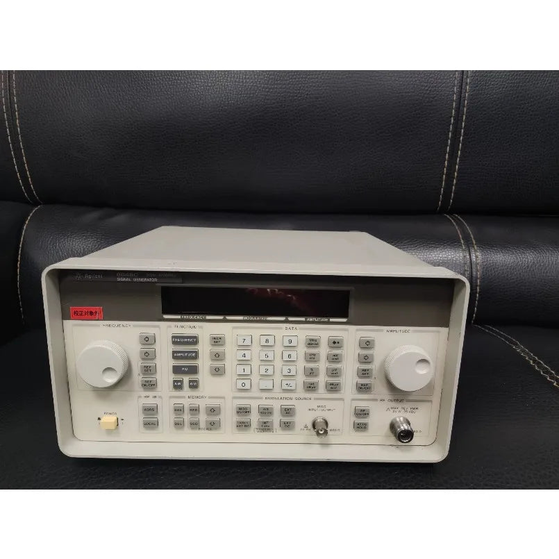 KEYSIGHT HP Agilent 8648C  Generator Frequency 9 KHz- 3.2 GHz       lexso