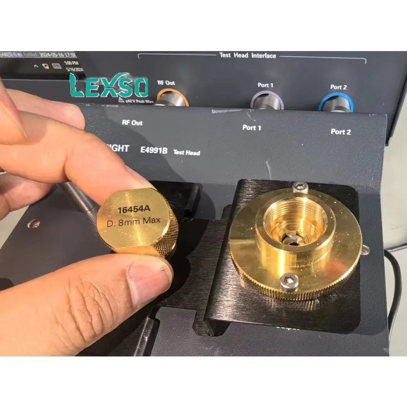 KEYSIGHT 16453A Dielectric Material Test Fixture 1 MHz to 1 GHz Thickness 0.3 mm to 3 mm Diameter 15 mm    lexso