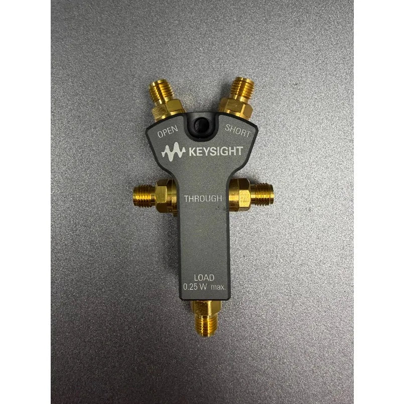 Keysight 85521A 4-in-1 OSLT Mechanical Calibration Kit, 3.5 mm (f) 50 Ohm, DC to 26.5 GHz, Compact Module    lexso