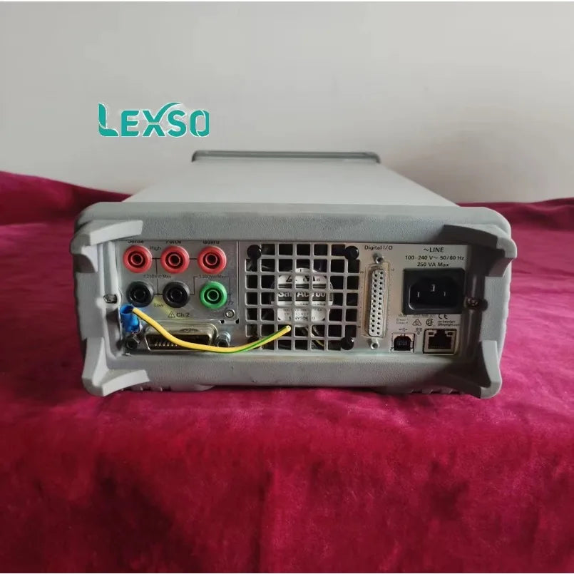 1 pcs Keysight Agilent B2902A Precision Source/Measure Unit 2 ch 210V 3A    lexso