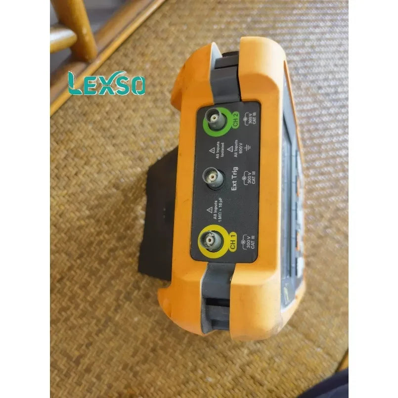 KEYSIGHT Agilent Technologies U1620A / 2Ch 200MHz Portable Oscilloscope   lexso