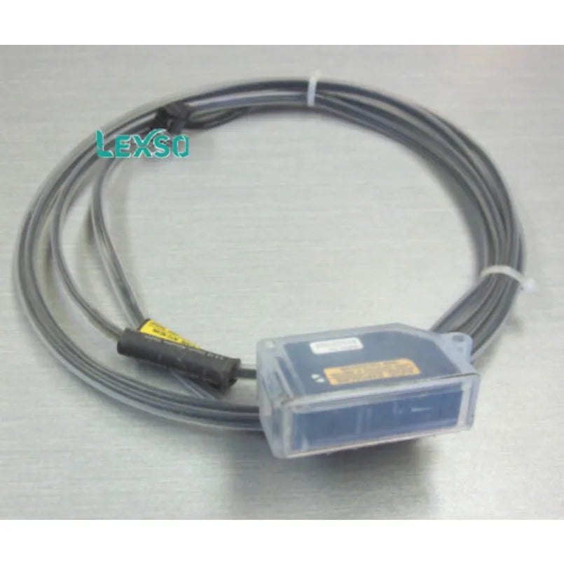 New in Box KEYENCE LV-H35 LVH35 Analog Laser Sensor lexso