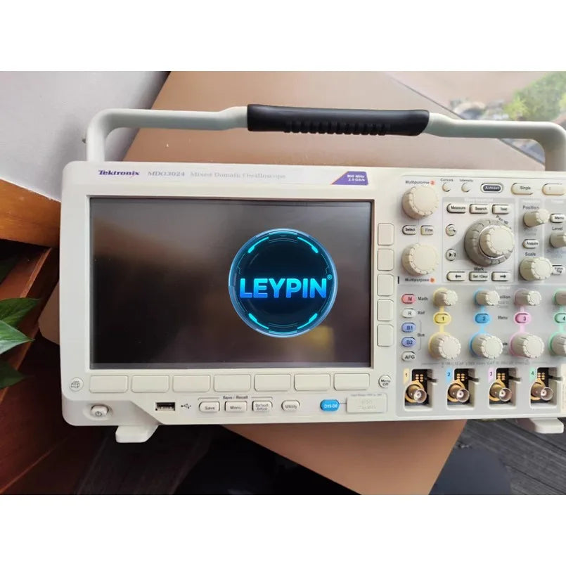 Tektronix MDO3024 200 MHz, 4-Channel, 2.5 GS/s Mixed Domain