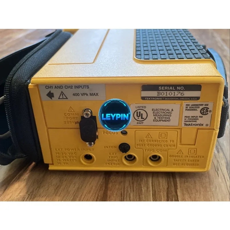 Tektronix SDU Oscilloscope    ytdi