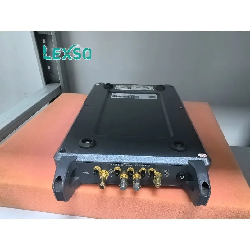 KEYSIGHT USB Vector Network Analyzer P9370A    lexso