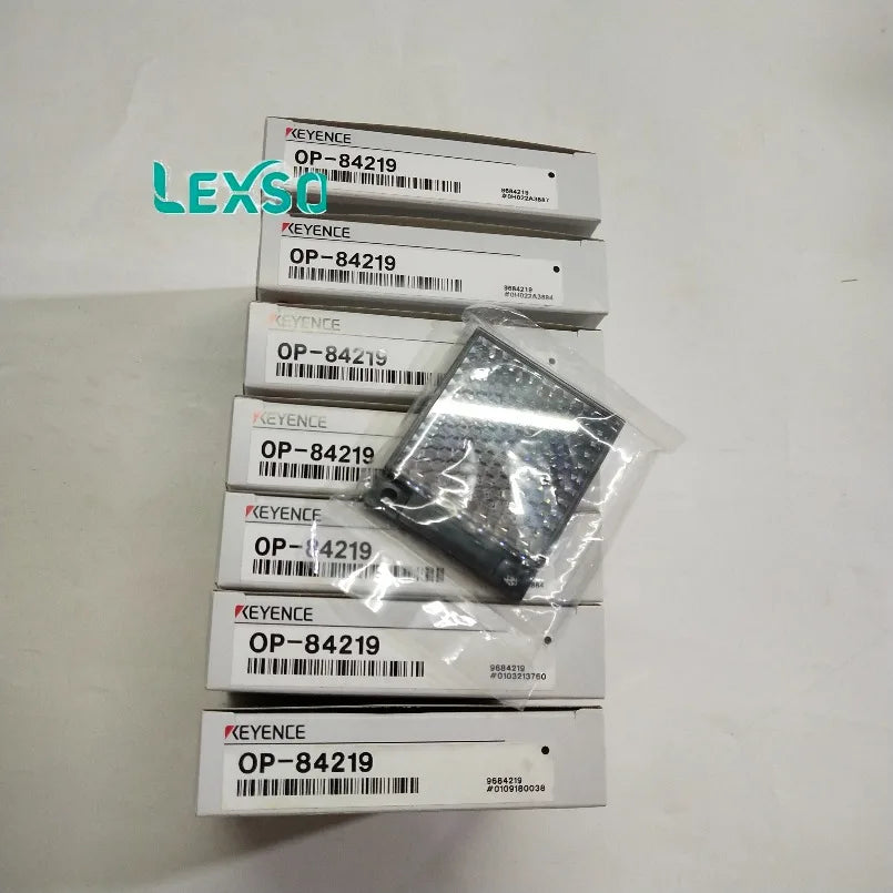 KEYENCE New OP-84219 Self-contained Photoelectric Sensor Reflector R-2L OP-84219 in Stock lexso   ytdi