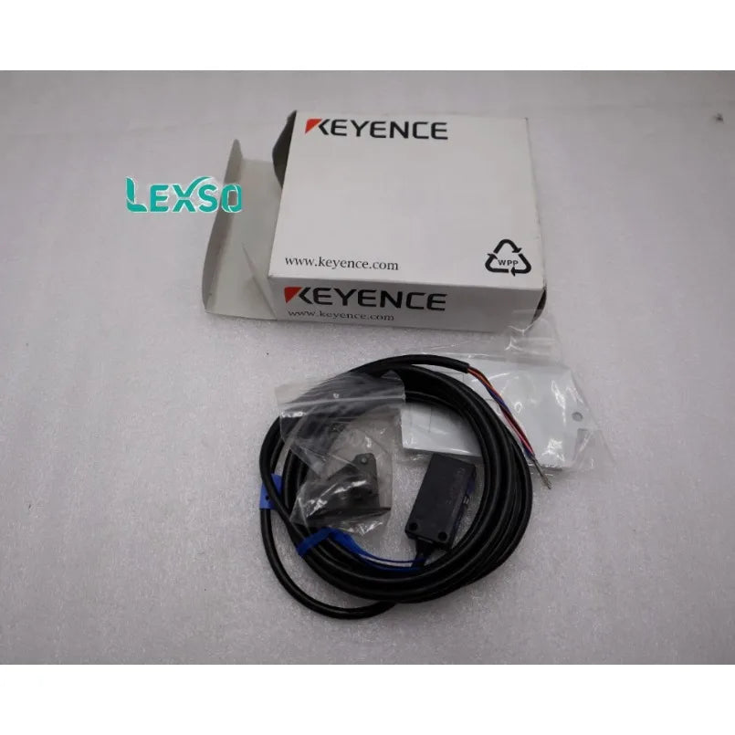 Keyence PZ-61 Photoelectric Switch PZ61 1PC New ytdi