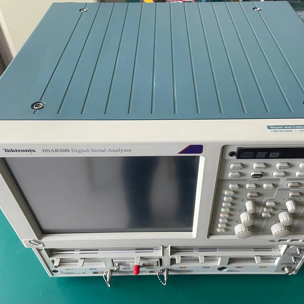 Tektronix Refurbished Used Tektronix DSA8300 Digital Serial Analyzer Sampling Oscilloscope Tested Good