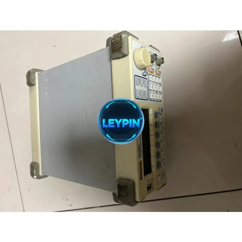 1PC RIGOL DG1022U Arbitrary Waveform Function Generator AWG 25MHZ 2 output     lexso