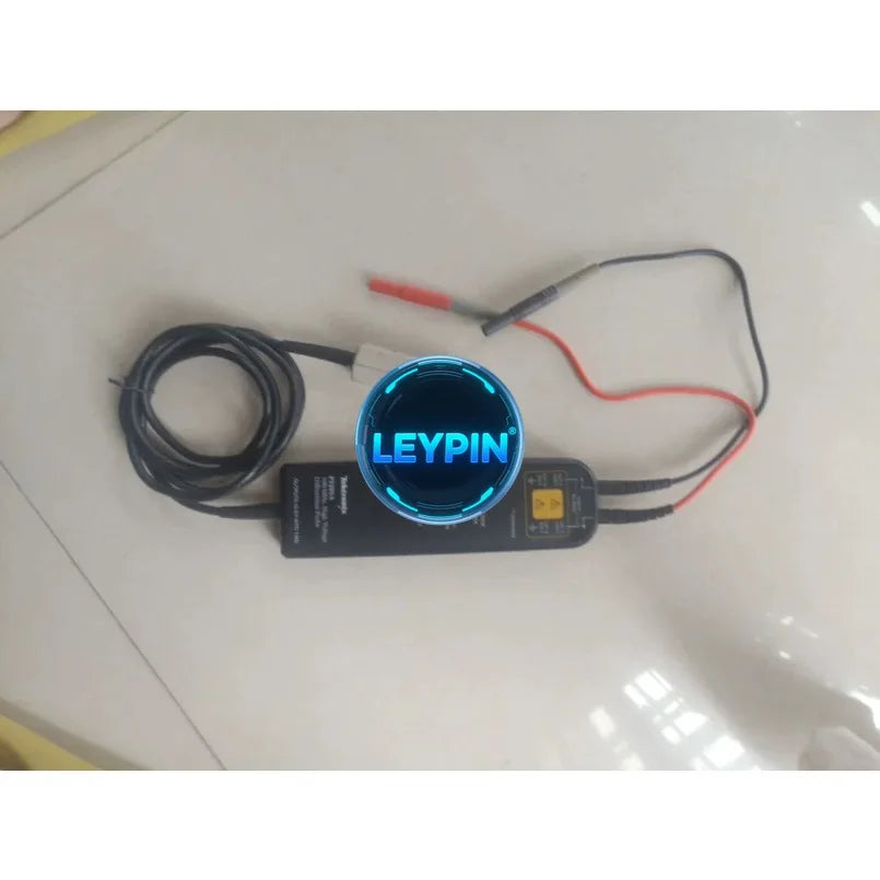Tektronix P5205A High Voltage Differential Probe 100MHz 1300V