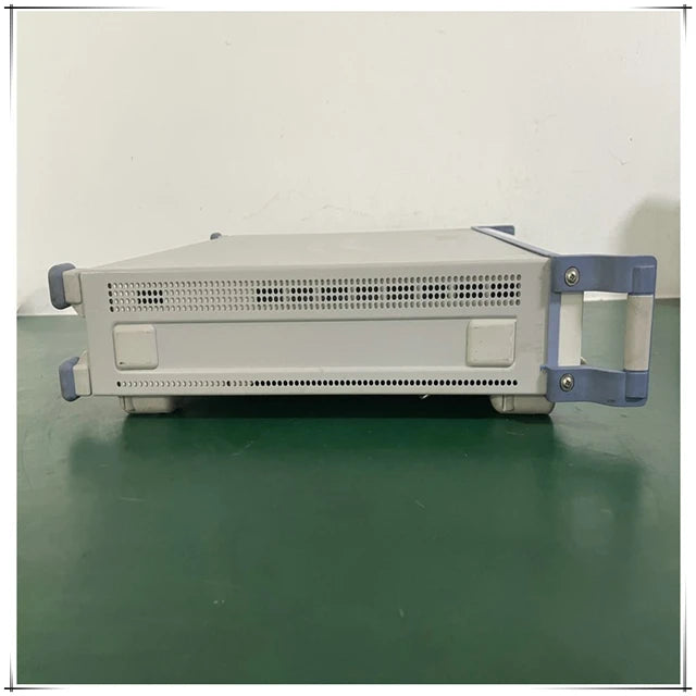 Used Rohde & Schwarz SML01 Signal Generator 9kHz-1.1GHz