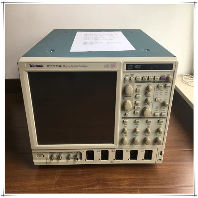 Used Tektronext DPO70804 Mixed Signal Oscilloscope 33GHz
