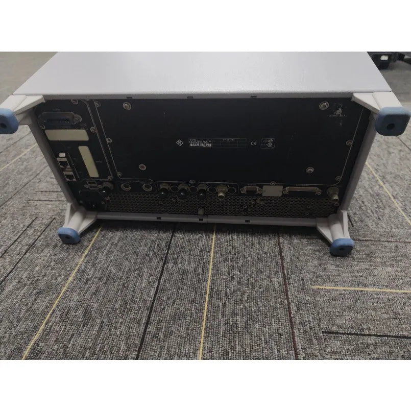 Rohde and Schwarz ZVB4 300kHz - 4GHz Vector network analyzer 2 ports     ytdi
