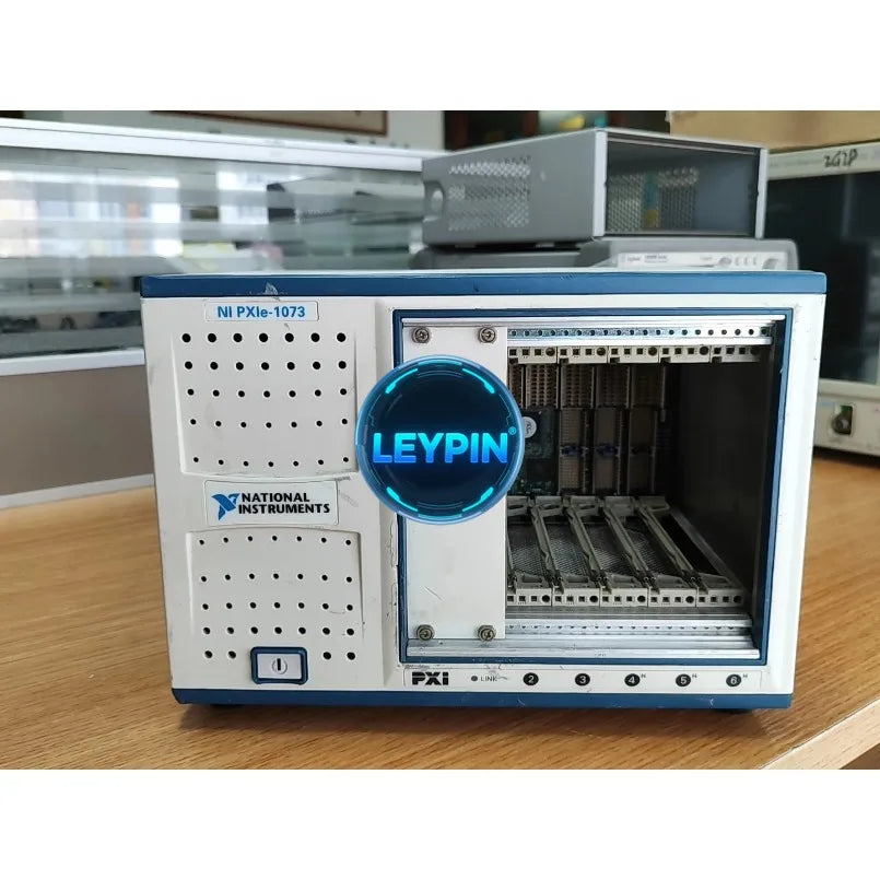 NI PXIe-1073 PXI Chassis, 5-Slot (3 Hybrid Slots, 2 PXI Slots), Up to 250 MB/s, 781163-01 -    ytdi