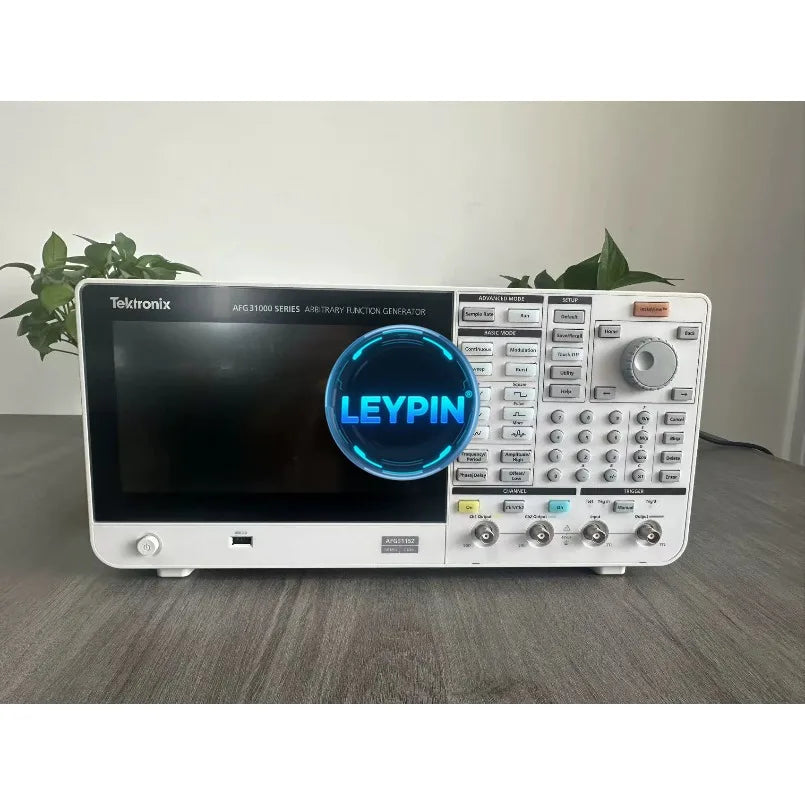Tektronix AFG31000 1/2 Channel 250m Customized OEM Support Any Wave Function Generator with Afg31151/52 for Test      ytdi