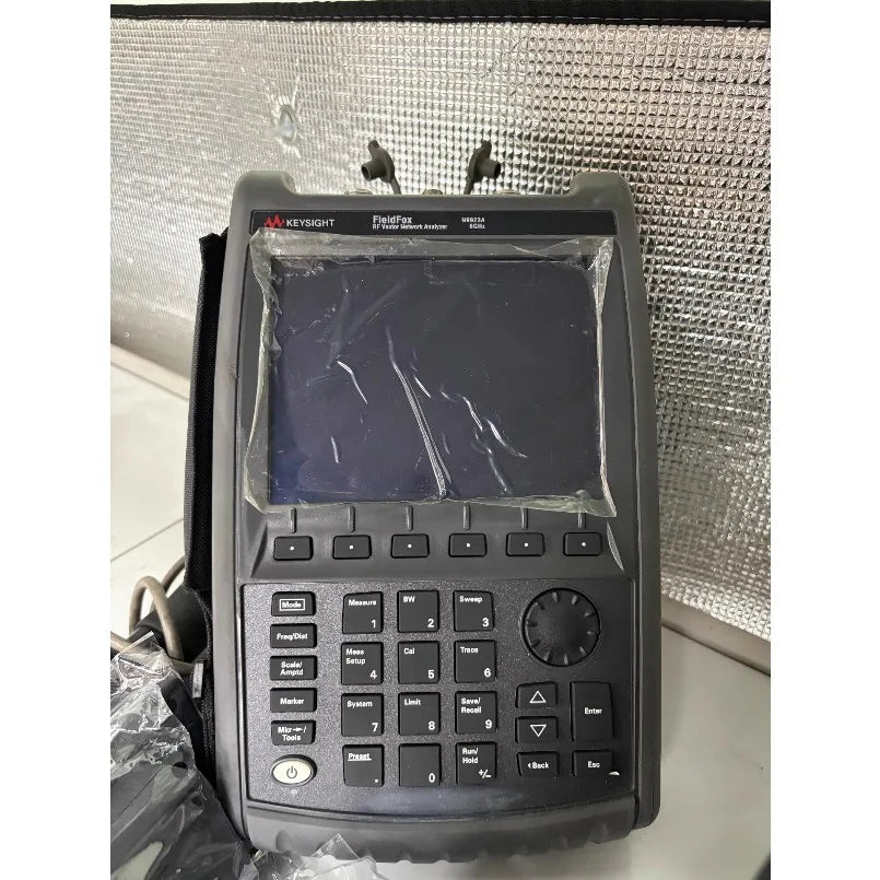 Keysight/ AGILENT N9923A FIELDFOX RF VECTOR NETWORK ANALYZER 6GHz--     ytdi
