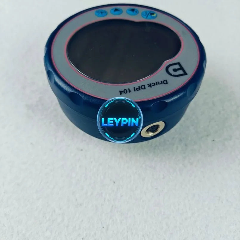DPI104 Absolute Pressure 200KPA 700KPA Digital Pressure Gauge      lexso