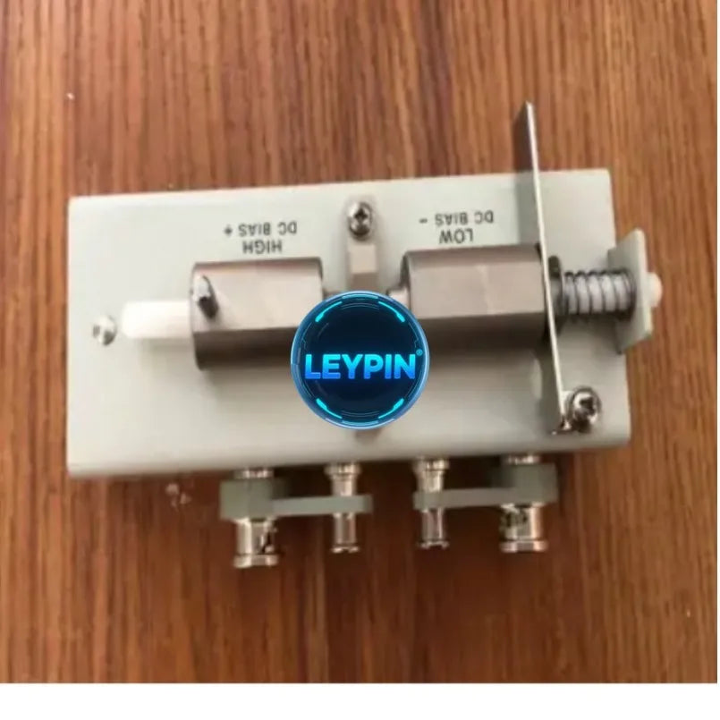 Agilent 16034E Test Fixture (SMD Components) Frequency: DC to 40 MHz,DC Bias: +/- 40 V peak Max (AC+DC)      lexso