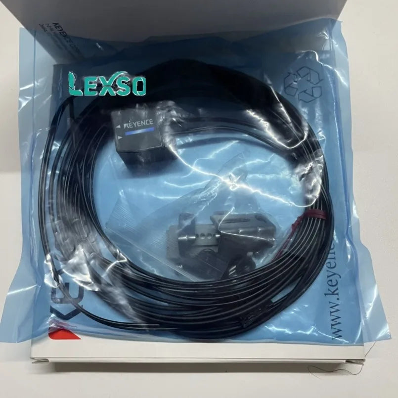 New CZ-H72 KEYENCE Reflective Sensor Head Gloss Determination Type lexso