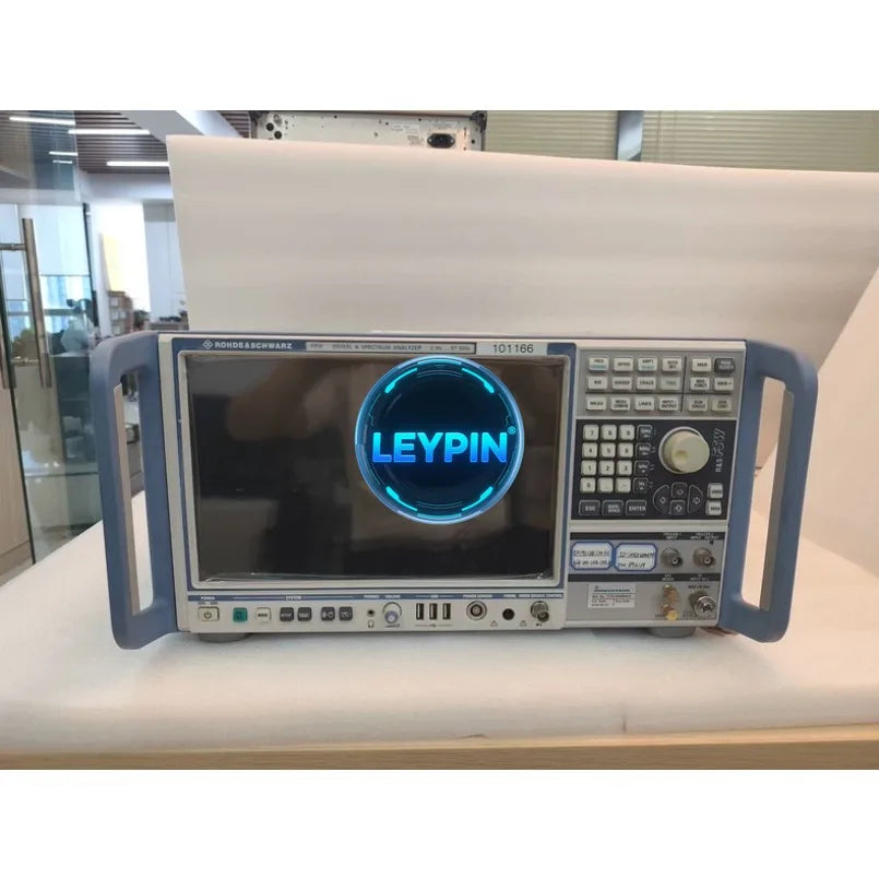 67GHz Ultra Wideband Spectrum Analyzer Rohde & Schwarz  R&S  FSW67     lexso