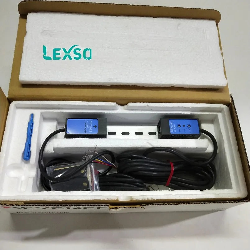 In Stock KEYENCE LX-130 Digital Laser Sensor lexso
