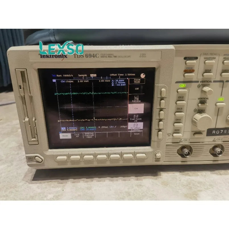 Tektronix TDS694C Oscilloscope Four Channel Digital Real-Time Oscilloscope Used   lexso