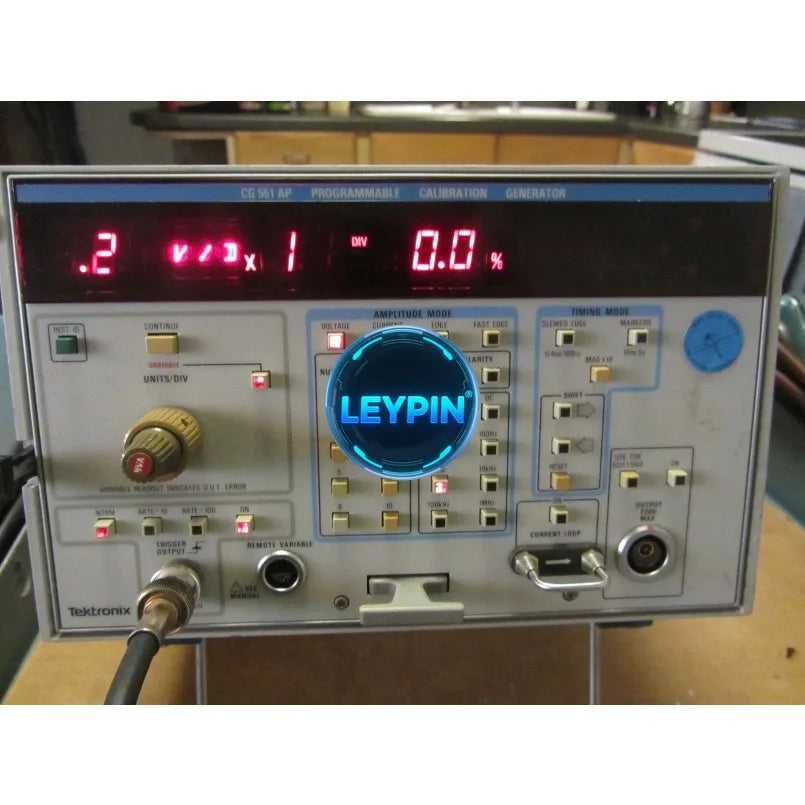 Tektronix CG551AP Calibration Generator    ytdi