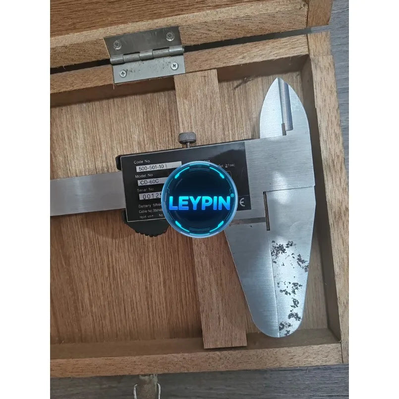 1 pcs MITUTOYO 500-501-10 digital caliper 0-600mm   lexso