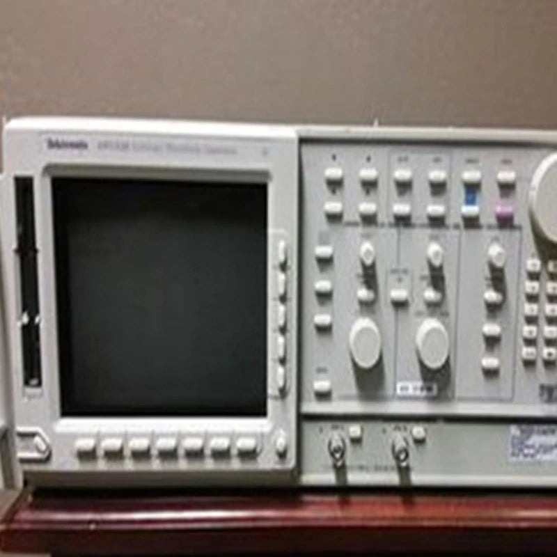 Used Tektronix AWG520 Function Signal Source Arbitrary Waveform Generator