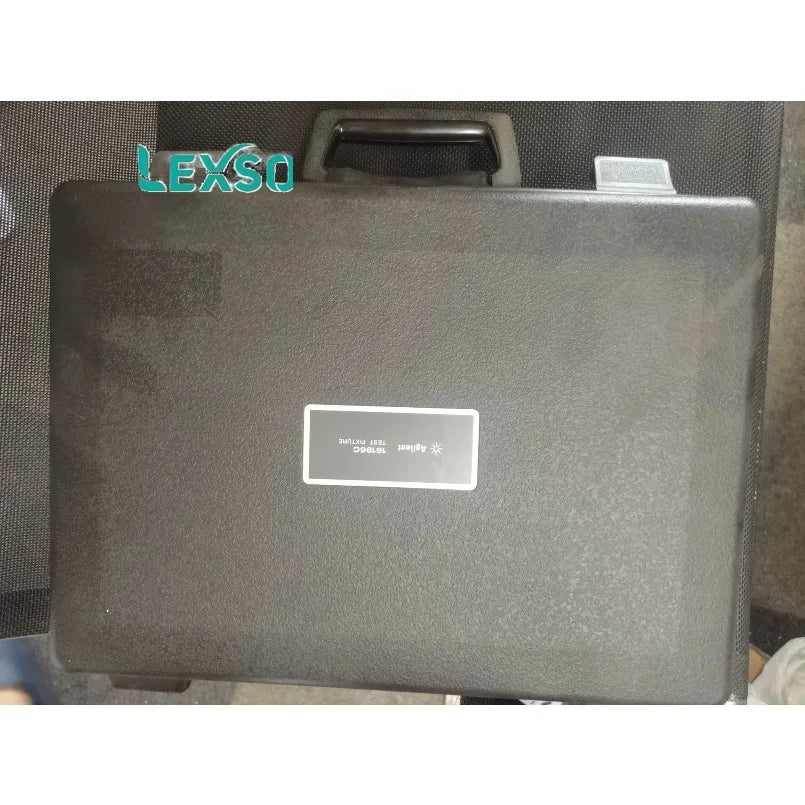 Keysight  16452A Liquid Test Fixture,Frequency: 20 Hz to 30 MHz ,The 16452A Employs the Parallel Plate Method    lexso