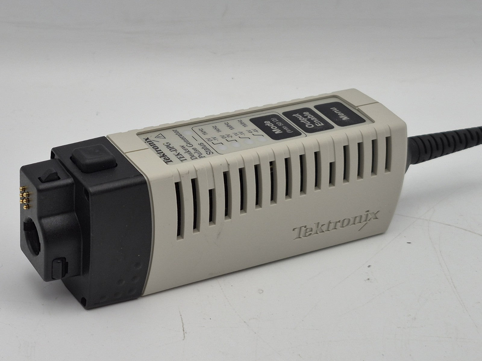 Tektronix TEK-DPG Deskew Pulse Generator - Test Accessory Signal Source    ytdi