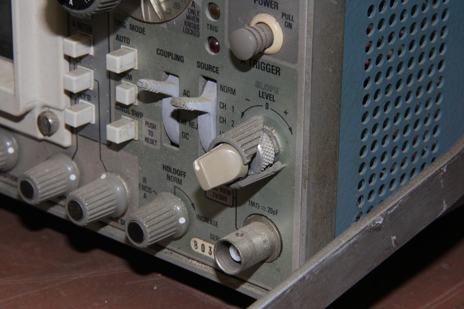 TEKTRONIX 465B Dual Channel Oscilloscope with Option 4    ytdi