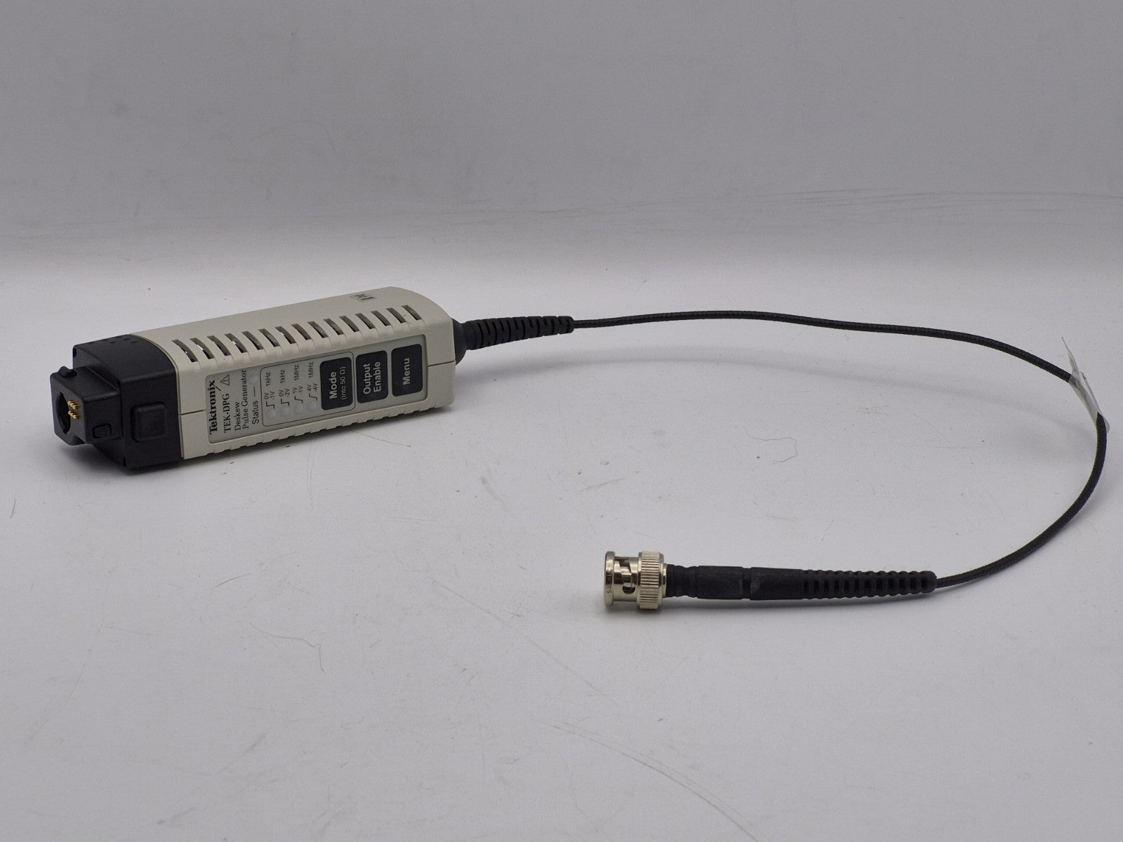 Tektronix TEK-DPG Deskew Pulse Generator - Test Accessory Signal Source    ytdi